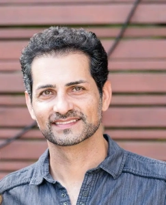 Dr. Benjamin Sharfae